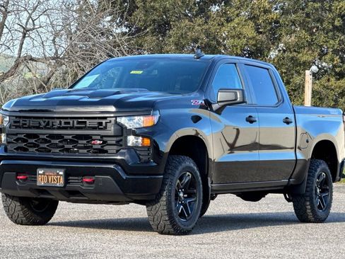 Certified 2023 Chevrolet Silverado 1500 Custom Trail Boss AWD/4WD image 8