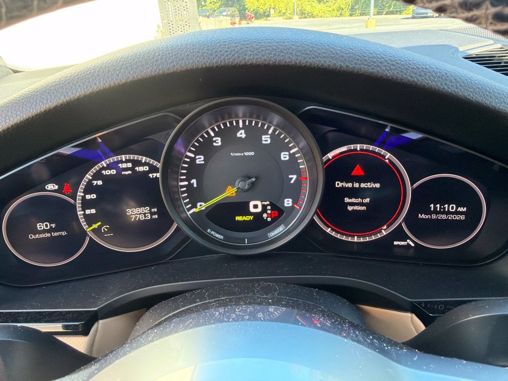 Used 2020 Porsche Cayenne E-Hybrid AWD/4WD image 18