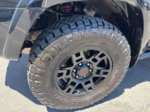 Used 2019 Toyota 4Runner TRD Pro AWD/4WD image 9