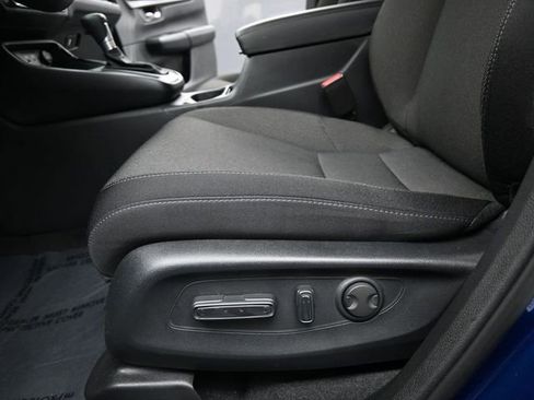 Used 2024 Honda CR-V EX image 11