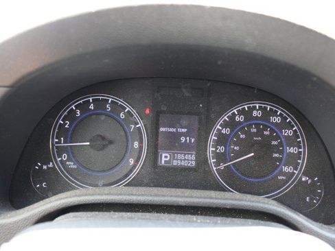 Used 2012 INFINITI G25 Journey RWD image 15