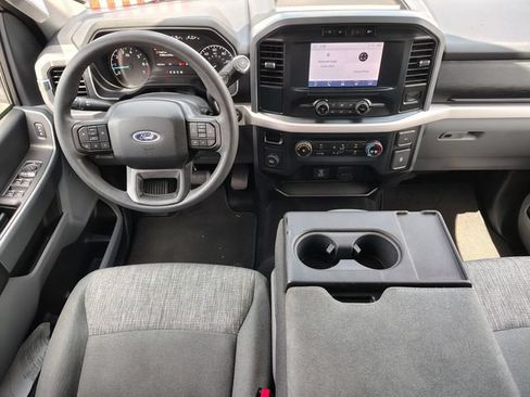 Used 2023 Ford F150 XLT RWD image 6