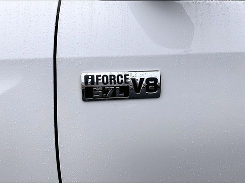 Used 2015 Toyota Tundra SR5 image 8