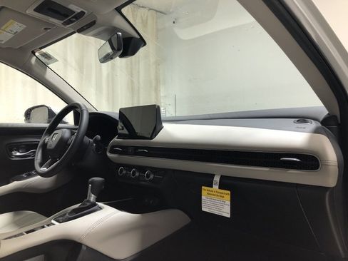 New 2026 Honda HR-V EX-L image 14