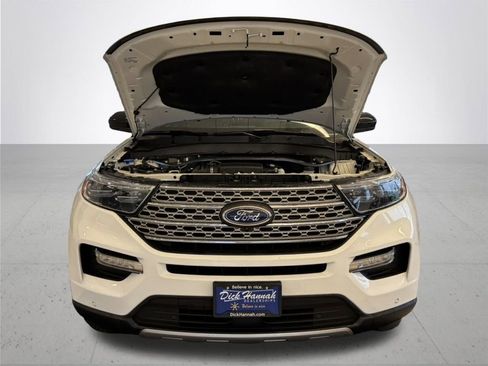 Used 2023 Ford Explorer Limited image 4