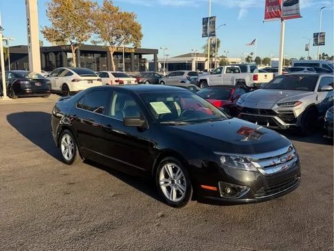 Used 2011 Ford Fusion SE w/ 202A Rapid Spec Order Code FWD image 3