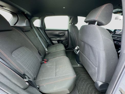 Used 2024 Honda HR-V Sport image 17