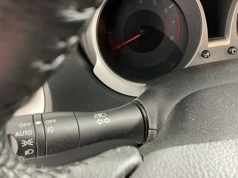 Used 2016 Nissan Juke SL image 30