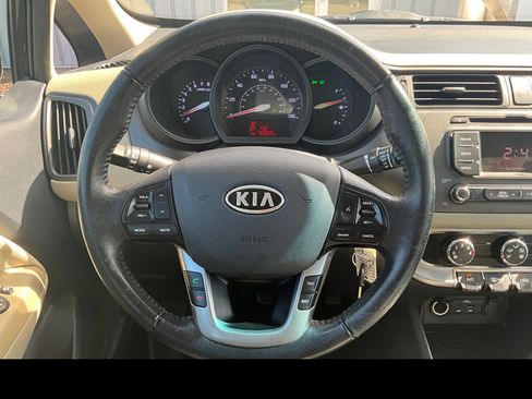 Used 2012 Kia Rio EX w/ Convenience Pkg FWD image 3