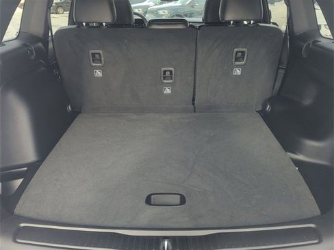 Used 2024 Jeep Grand Cherokee Altitude image 22