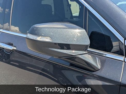 Used 2023 Cadillac XT6 Premium Luxury w/ Technology Package image 9