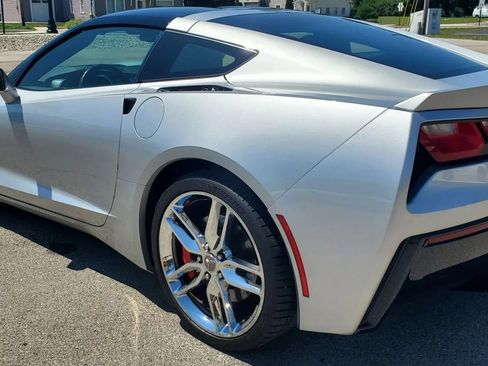 Used 2015 Chevrolet Corvette Stingray Coupe w/ Battery Protection Package RWD image 13