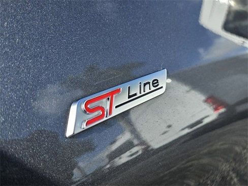 Used 2022 Ford Explorer ST-Line RWD image 15