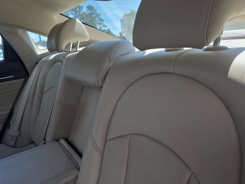 Used 2018 Buick LaCrosse Premium w/ Dynamic Drive Package FWD image 5