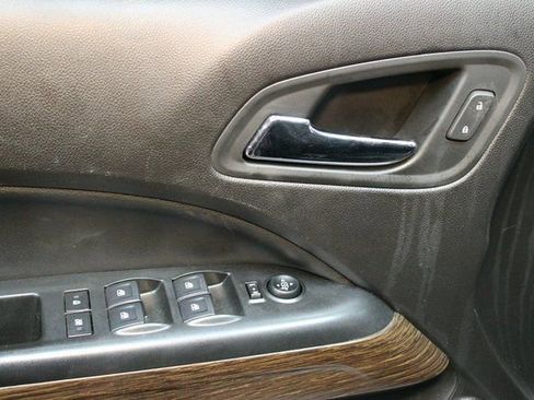 Used 2018 GMC Canyon Denali image 16