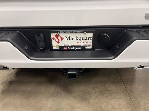 New 2026 GMC Sierra 1500 Elevation image 7