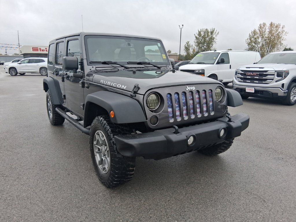 Used 2016 Jeep Wrangler Unlimited Rubicon w/ Connectivity Group AWD/4WD image 5