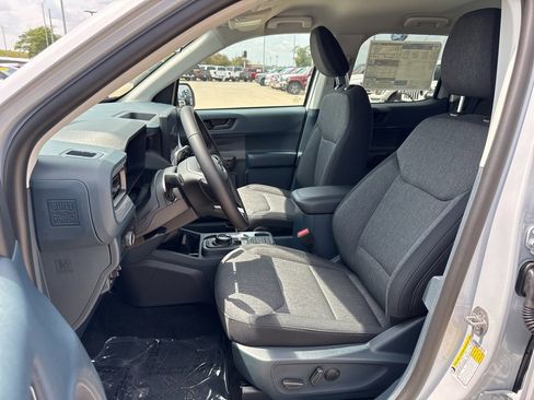 New 2025 Ford Maverick XLT w/ XLT Luxury Package image 5