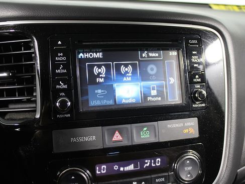 Used 2017 Mitsubishi Outlander ES FWD image 21