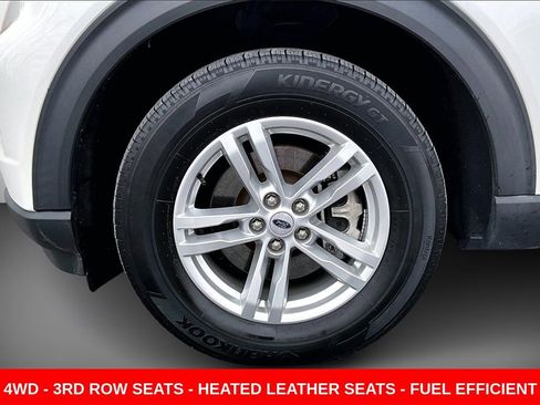 Used 2022 Ford Explorer XLT image 32