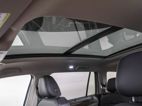 New 2026 Volkswagen Atlas SE image 31