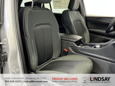 New 2025 Jeep Grand Cherokee Laredo X w/ Luxury Tech Group I image 11