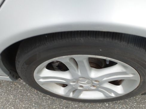 Used 2006 Mercedes-Benz E 350 Sedan image 32