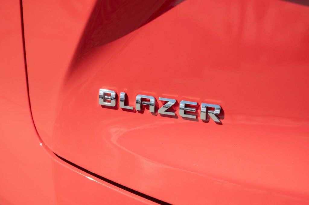 Used 2026 Chevrolet Blazer LT w/ Convenience Package FWD image 13