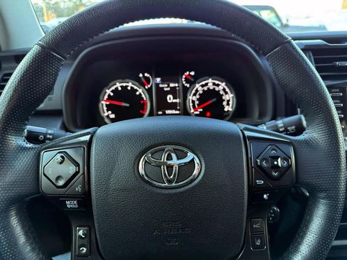 Used 2023 Toyota 4Runner TRD Off-Road Premium w/ Moonroof Package image 27