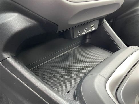 Certified 2024 Subaru Crosstrek 2.0i Premium image 27