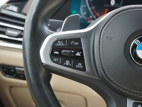 Used 2019 BMW X5 xDrive50i w/ M Sport Package image 17