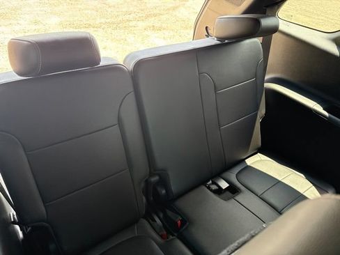 Certified 2023 Chevrolet Traverse LT AWD/4WD image 23