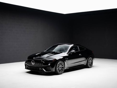 Used 2025 Mercedes-Benz CLE 53 AMG 4MATIC Coupe w/ AMG Night Package image 4