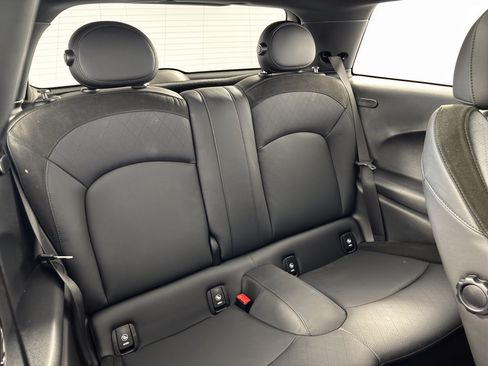 Certified 2024 MINI Cooper SE w/ Signature Upholstery Package FWD image 29