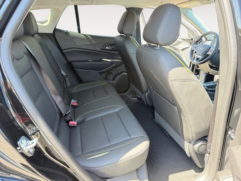 New 2026 Chevrolet Trax ACTIV FWD image 18