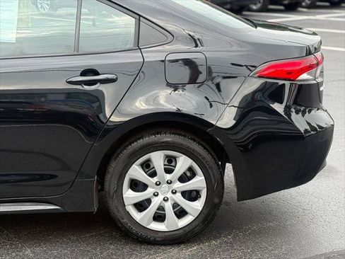 Certified 2026 Toyota Corolla LE FWD image 4