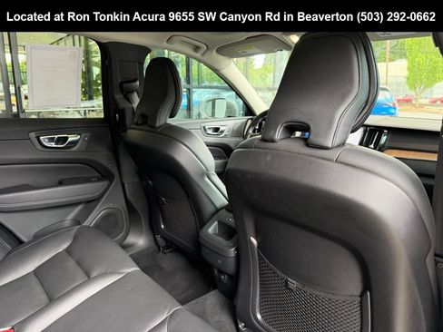 Used 2022 Volvo XC60 B5 Momentum w/ Advanced Package AWD/4WD image 31
