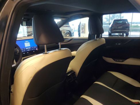 Used 2023 Lexus NX 250 FWD w/ Premium Package image 18