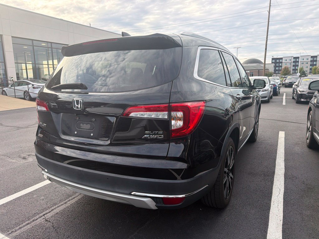 Used 2020 Honda Pilot Elite image 3