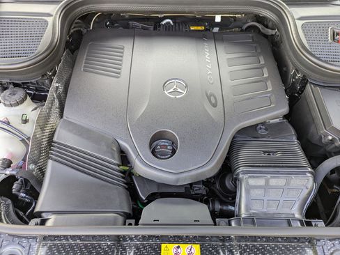 New 2026 Mercedes-Benz GLS 450 4MATIC image 37