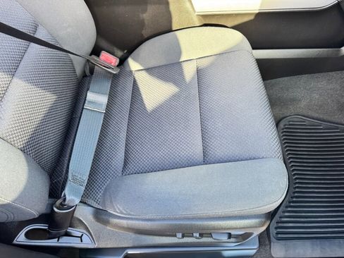 Used 2018 Chevrolet Silverado 1500 LT w/ Midnight Edition image 46