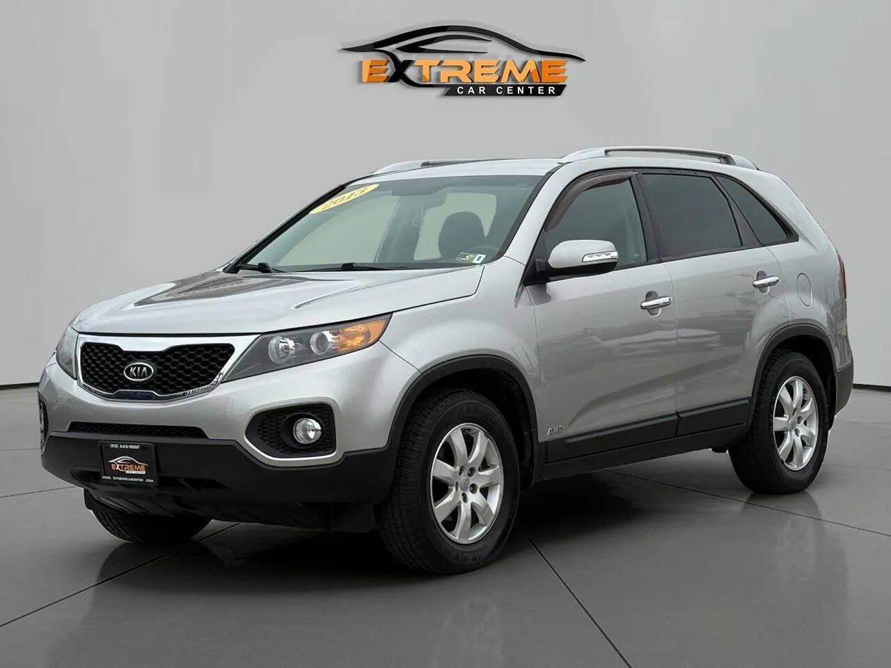Used 2013 Kia Sorento LX w/ Convenience Pkg AWD/4WD image 2