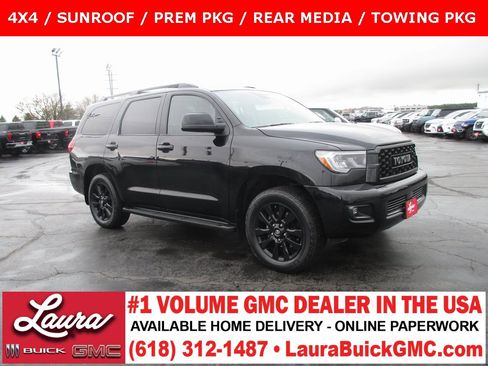 Used 2022 Toyota Sequoia SR5 w/ Premium Package image 1