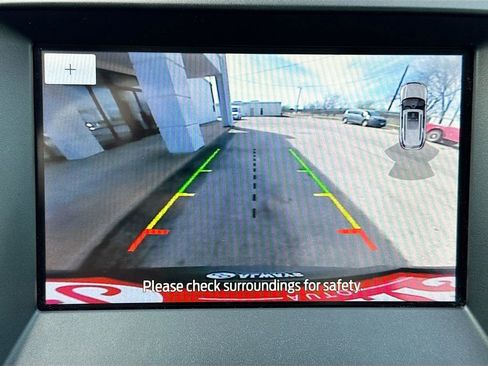 Used 2019 Ford Edge SEL image 16