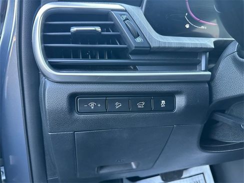 Used 2023 Kia Telluride EX image 22