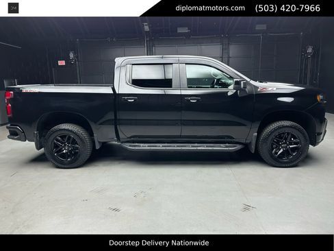 Used 2019 Chevrolet Silverado 1500 LT Trail Boss image 8