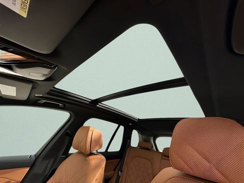 New 2026 BMW X5 xDrive50e AWD/4WD image 21