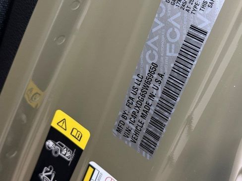 New 2025 Jeep Wrangler Sport S image 30