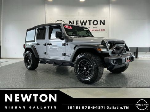 Used 2019 Jeep Wrangler Unlimited Sport S AWD/4WD image 24
