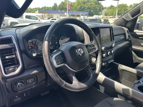 Used 2019 RAM 1500 Big Horn AWD/4WD image 19